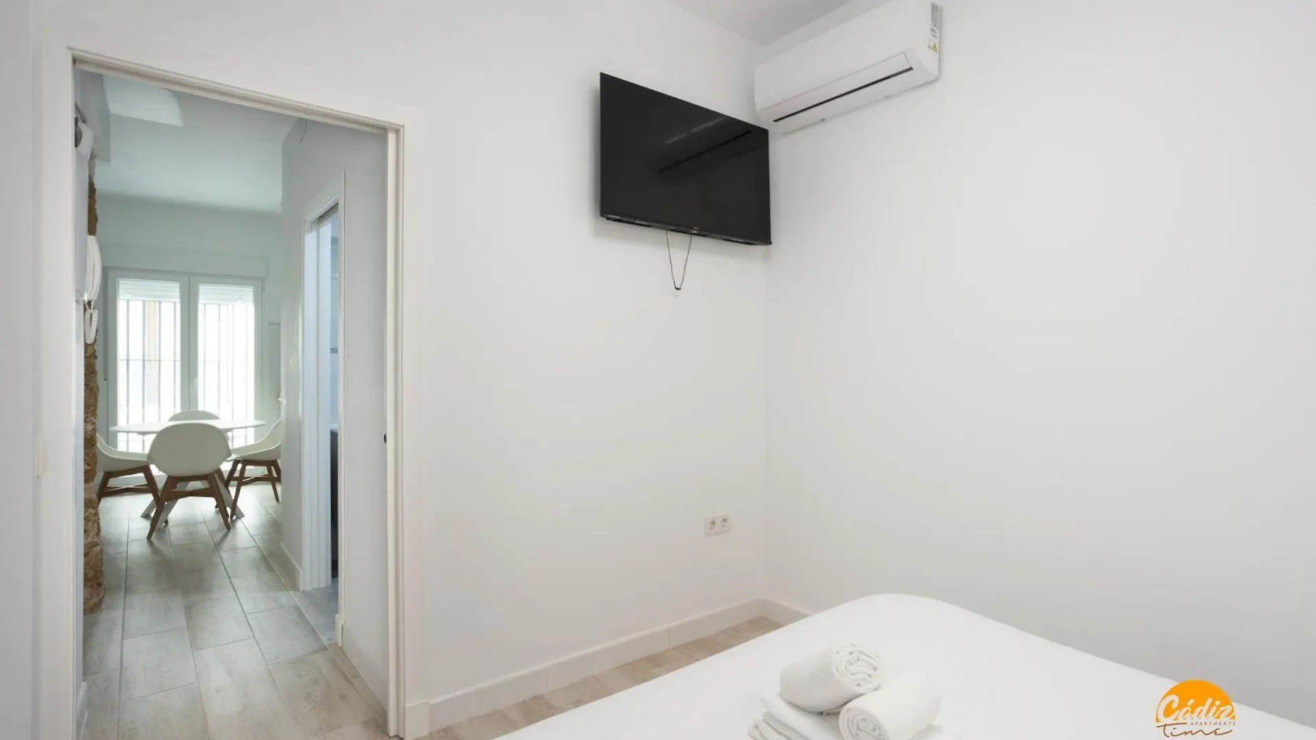 Apartamento Bajo El Falla By Cadiz Time