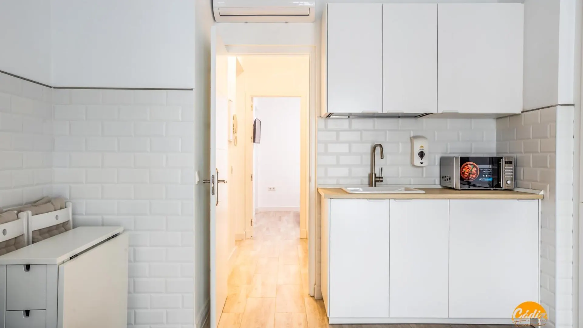 Apartment Bajo El Falla By Cadiz Time