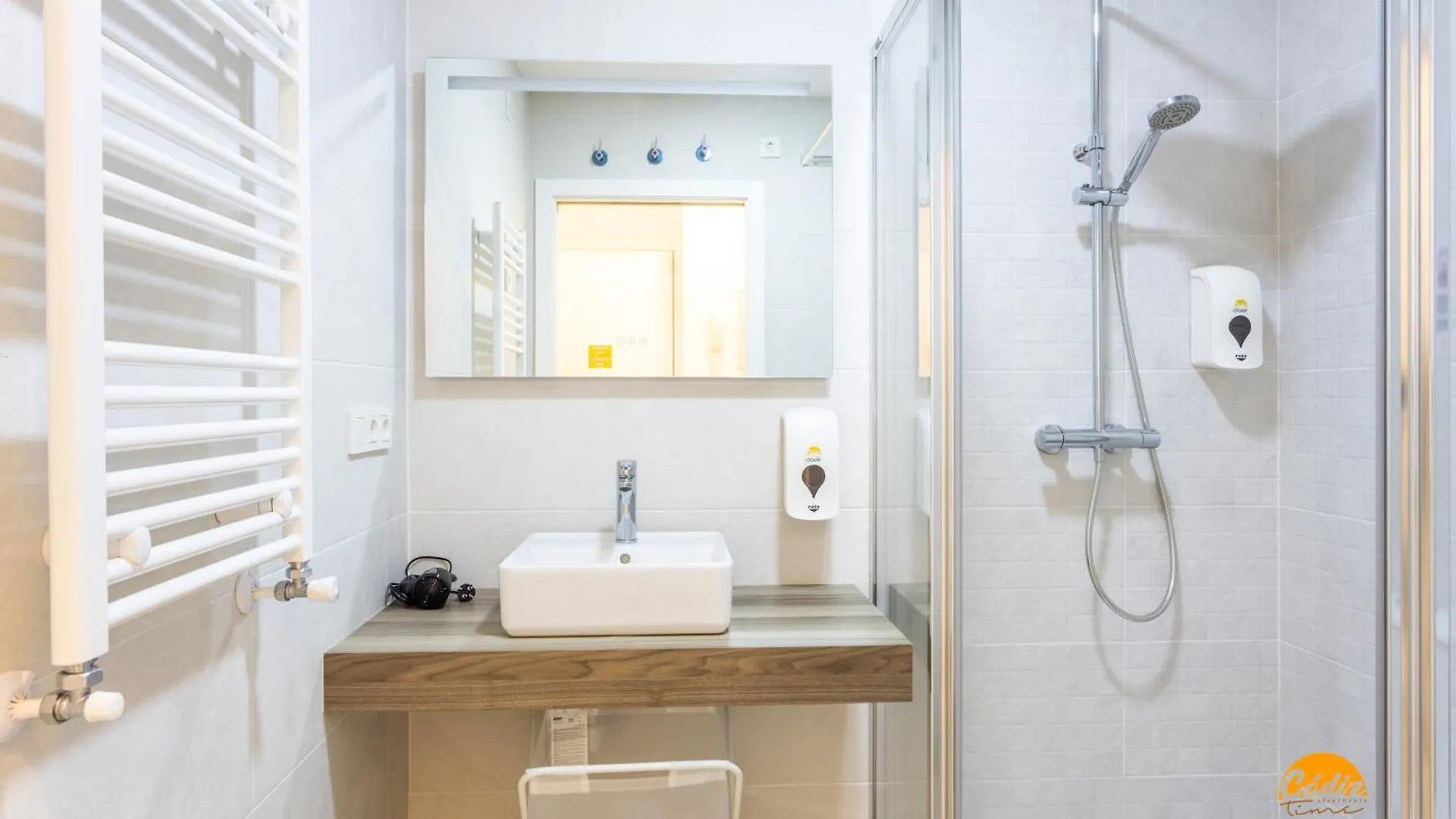 Apartment Bajo El Falla By Cadiz Time